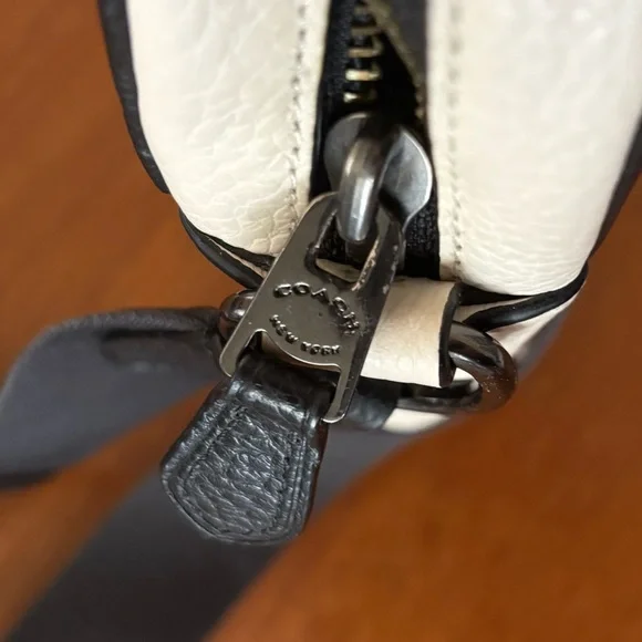 Coach Charles Leather Camera Messenger Bag - F26077 - White/Black - Picture 11 of 13